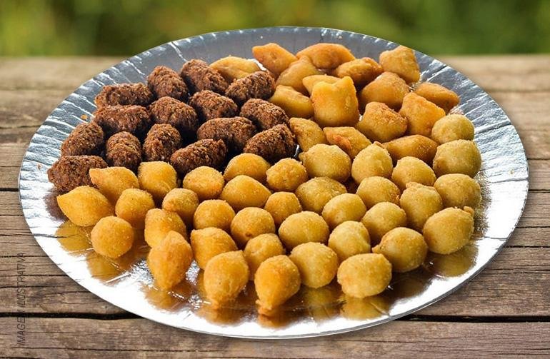 Porção de 100 Salgados (20g)